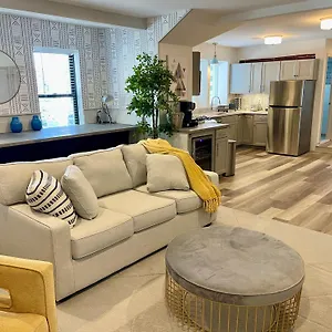 Apartment Modern Fully Renovated & Loft In Downtown, Trenton